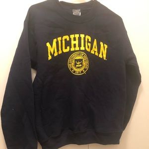 university of michigan women sweatshirt xs